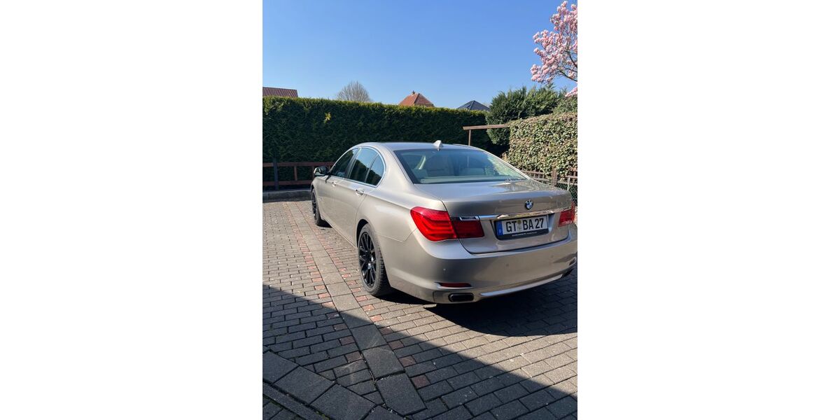 BMW 740 166.000 km 17.250 &euro; Rheda-Wiedenbrück 33378