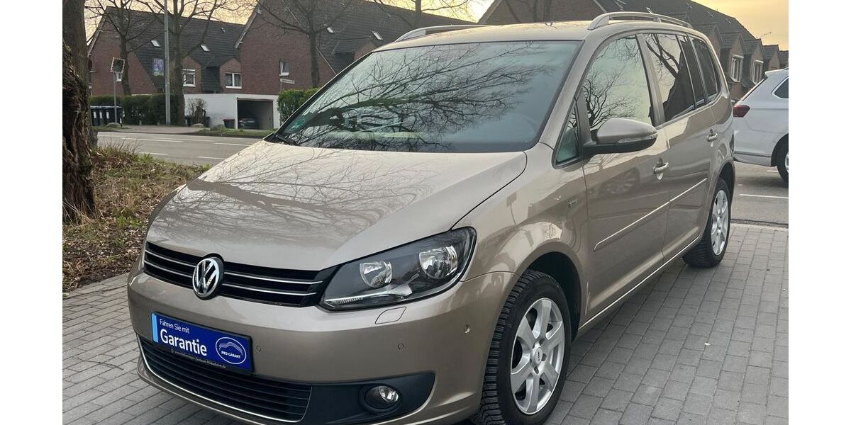 VW Touran 248.000 km 6.499 &euro; Paderborn 33100