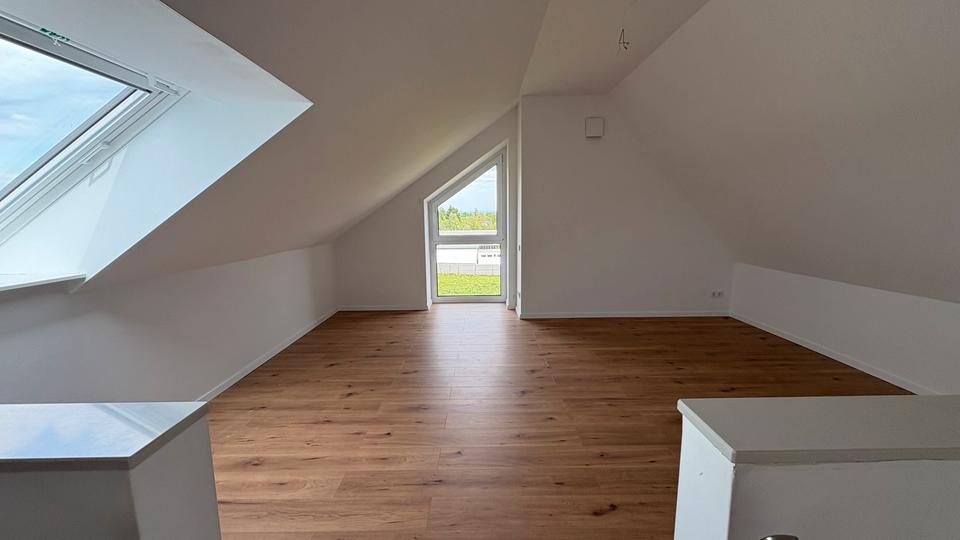 Dachgeschoßwohnung Langenberg - 2 Zimmer, 81 m&sup2;, 891&euro; | Angebot:26413491