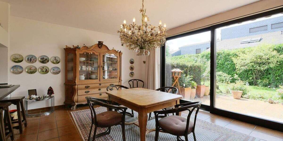 Einfamilienhaus Lippstadt Kernstadt - 6 Zimmer, 261 m&sup2;, 660.000&euro; | Angebot:25736021