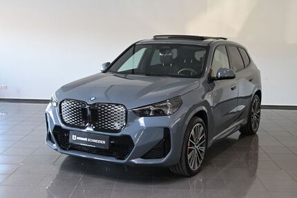 BMW iX1 38.257 km 49.950 &euro; Paderborn 33100