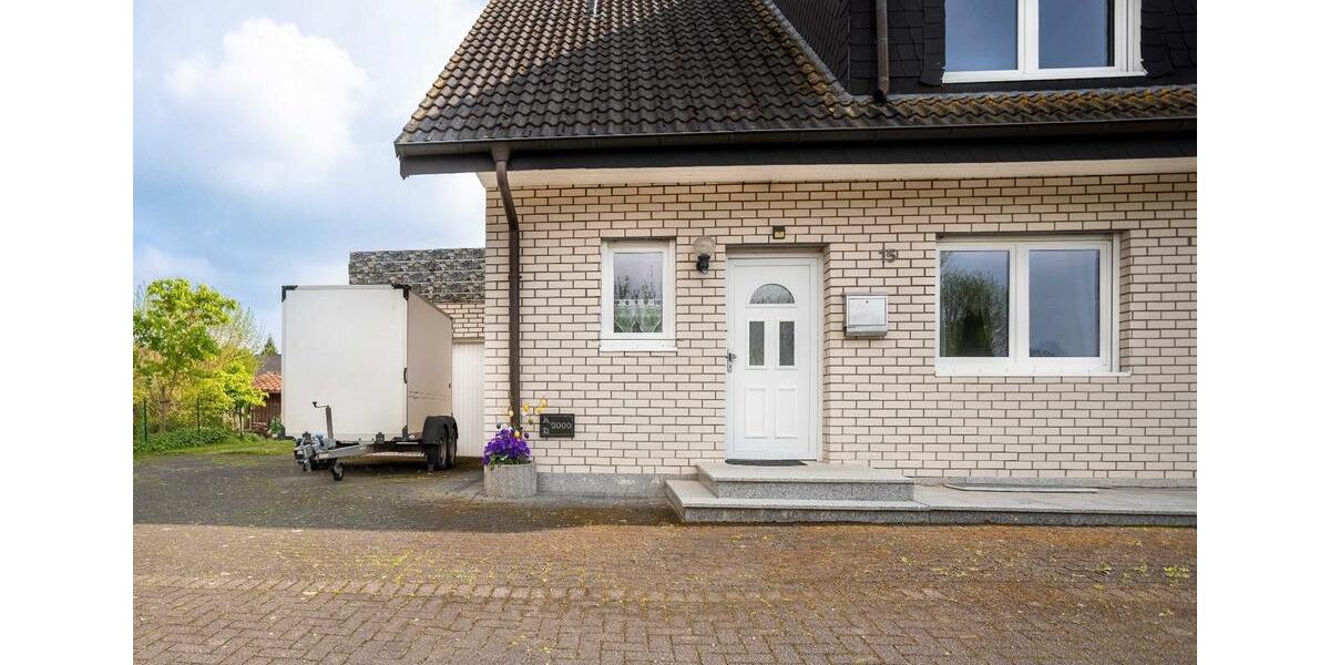 Doppelhaushälfte Soest - 8 Zimmer, 205 m&sup2;, 410.000&euro; | Angebot:26047449