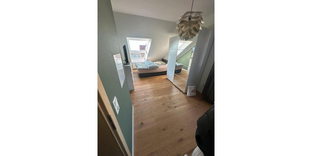 Dachgeschoßwohnung Bad Wünnenberg - 4 Zimmer, 105 m&sup2;, 1.000&euro; | Angebot:25887343