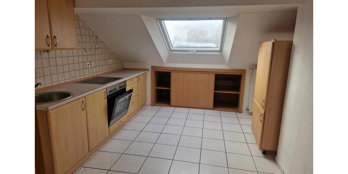 Dachgeschoßwohnung Hövelhof - 1 Zimmer, 530&euro; | Angebot:23680671