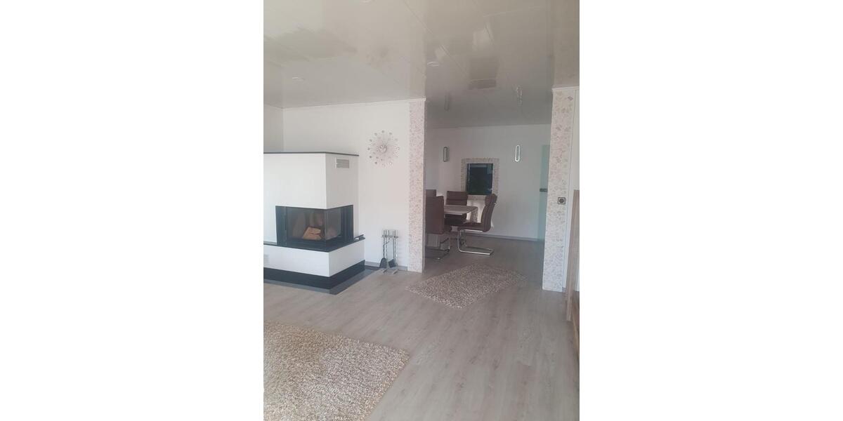 Einfamilienhaus Warstein - 8 Zimmer, 207 m&sup2;, 299.000&euro; | Angebot:27083235