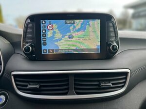 Hyundai TUCSON Premium 4WD 1.6 CRDi DPF EU6d-T+AHK 89.462 km 21.550 &euro; Bad Wünnenberg 33181