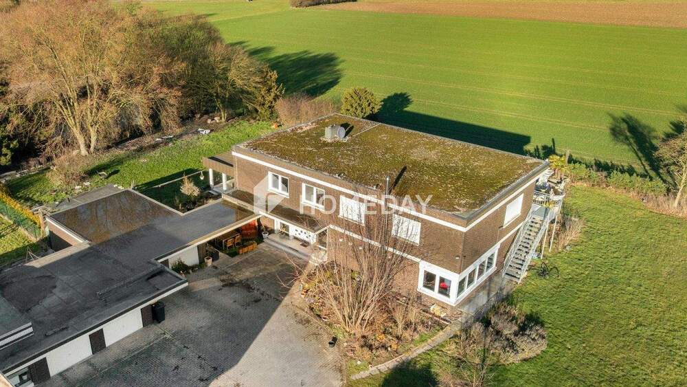 Einfamilienhaus Ennigerloh Ostenfelde - 7 Zimmer, 320 m&sup2;, 465.000&euro; | Angebot:25684226
