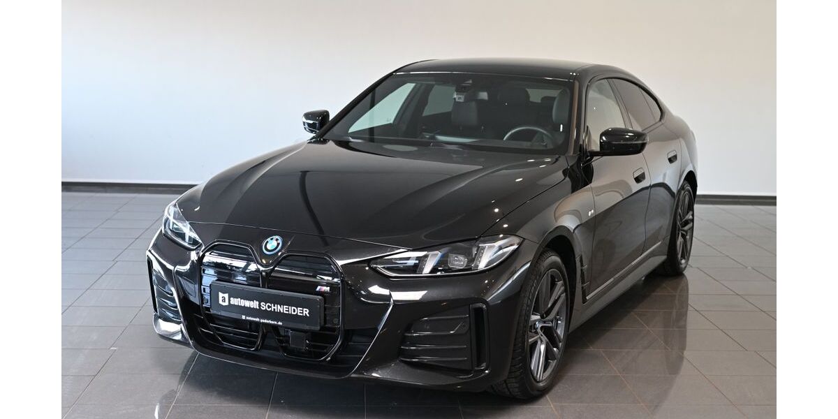 BMW i4 41.573 km 41.950 &euro; Paderborn 33100