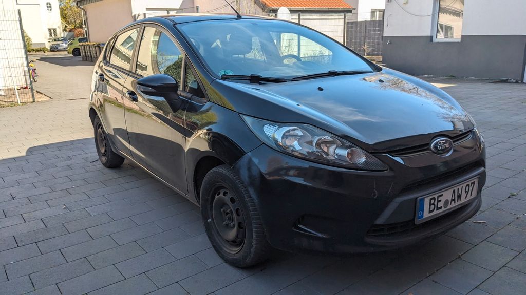 Ford Fiesta 135.000 km 2.490 &euro; Gütersloh 33330