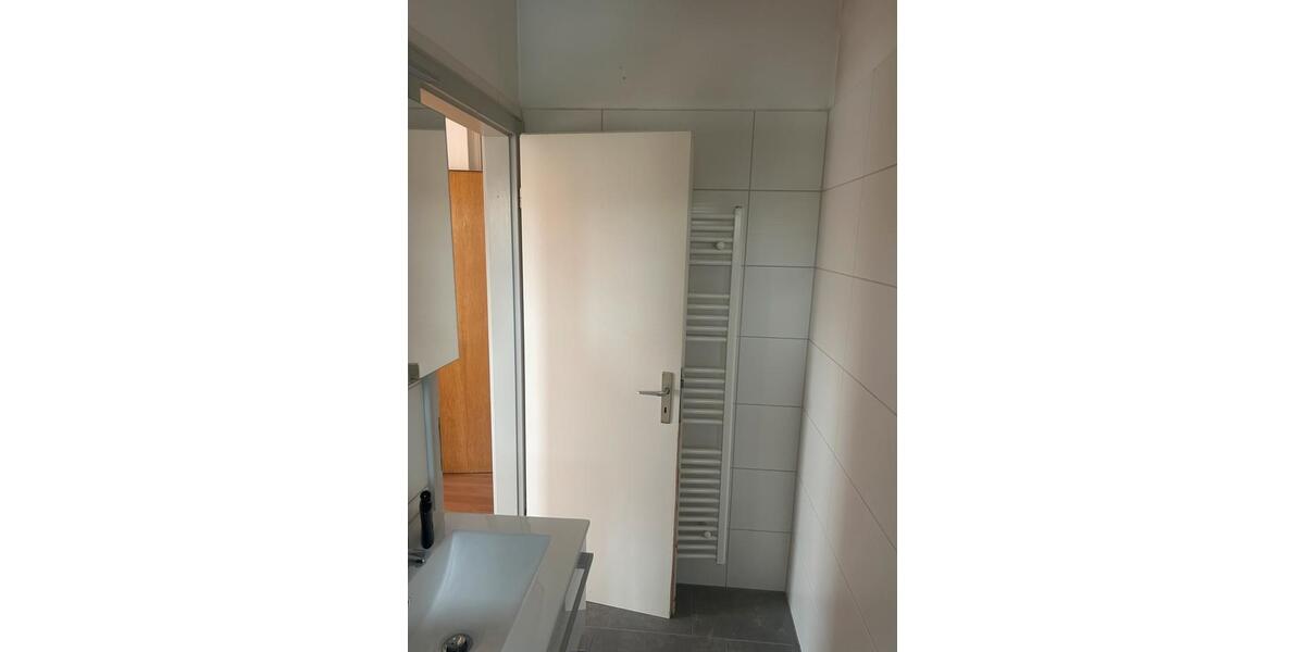 Dachgeschoßwohnung Beckum - 1 Zimmer, 30 m&sup2;, 595&euro; | Angebot:25931852