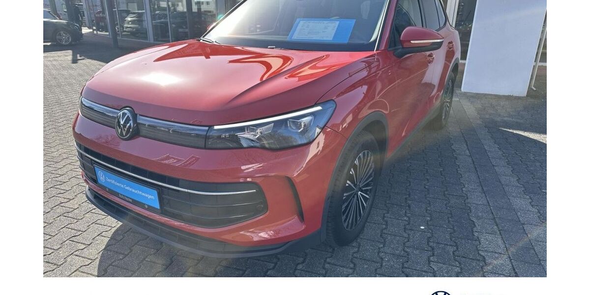 VW Tiguan 5.880 km 33.895 &euro; Büren 33142