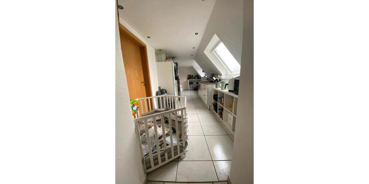 Dachgeschoßwohnung Ennigerloh - 3 Zimmer, 89 m&sup2;, 730&euro; | Angebot:25500899