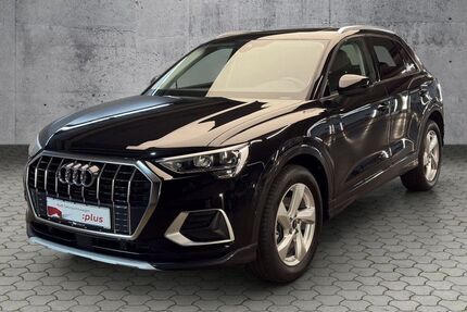 Audi Q3 8.800 km 36.990 &euro; Paderborn 33100