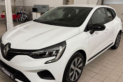 Renault Clio 18.700 km 12.300 &euro; Langenberg 33449