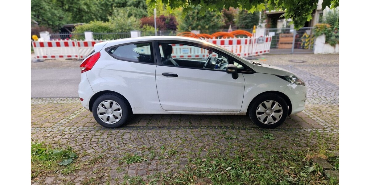 Ford Fiesta 190.000 km 3.500 &euro; Paderborn 33104