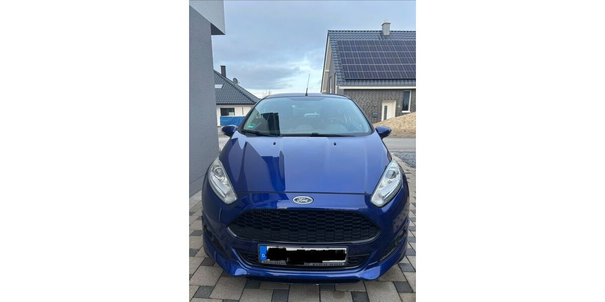 Ford Fiesta 145.000 km 4.300 &euro; Warstein 59581