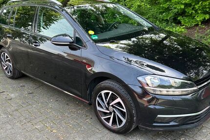 VW Golf 220.456 km 8.990 &euro; Bad Sassendorf 59505