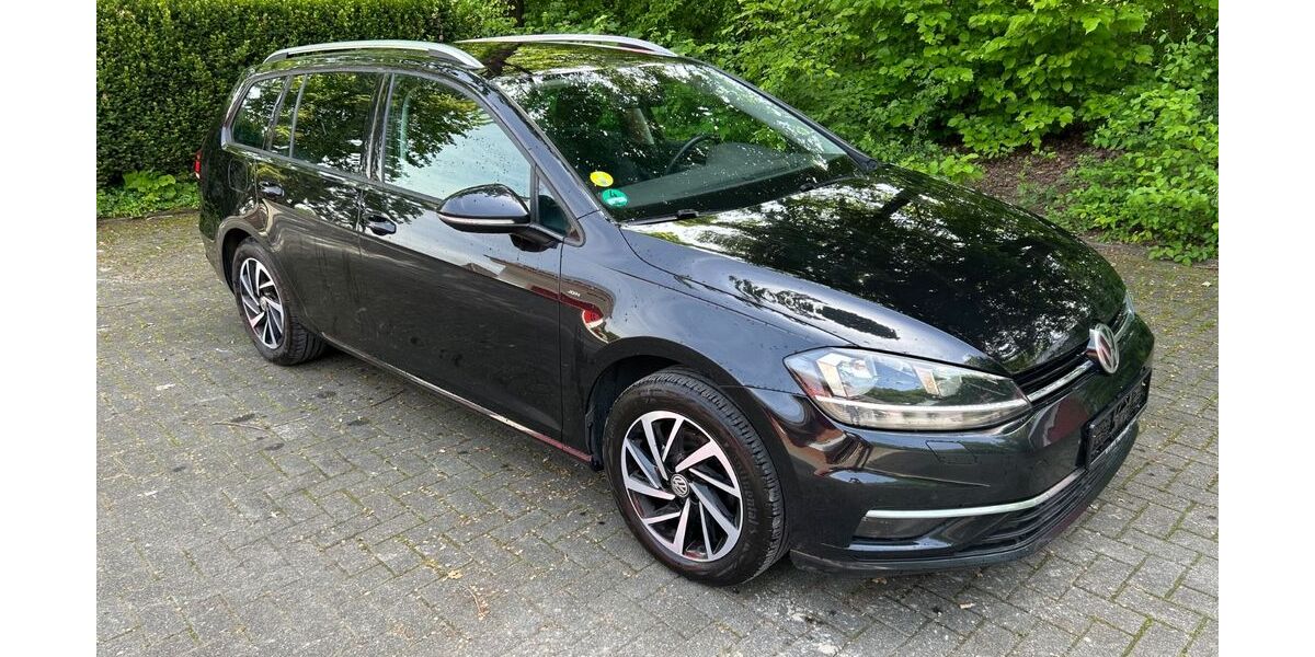 VW Golf 220.456 km 8.990 &euro; Bad Sassendorf 59505