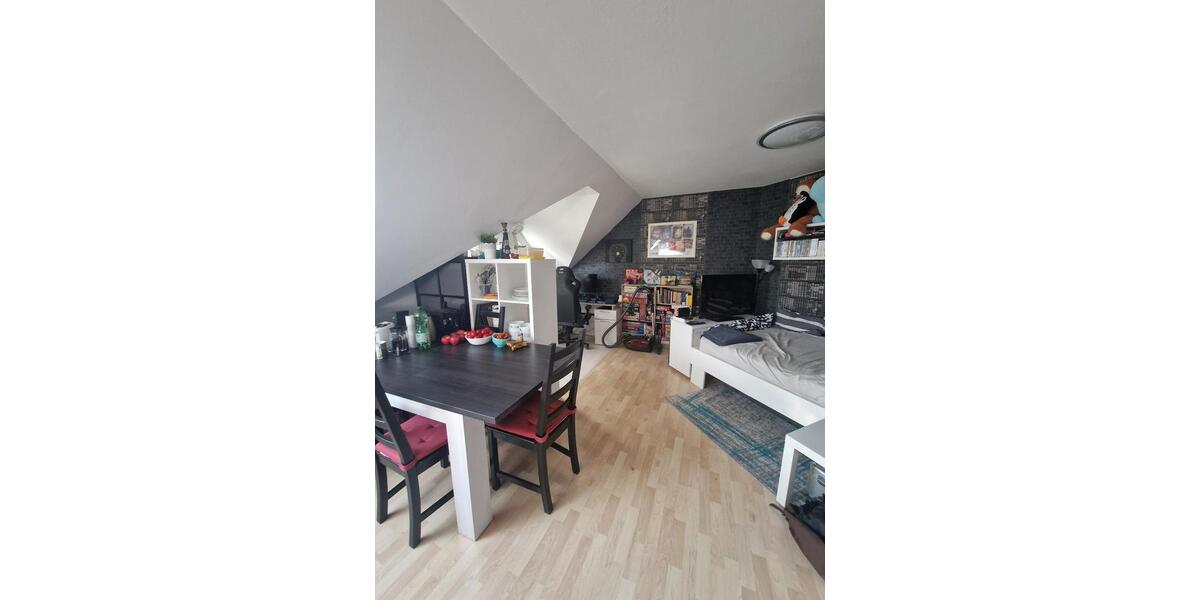 Dachgeschoßwohnung Paderborn Univiertel - 2 Zimmer, 42 m&sup2;, 390&euro; | Angebot:25396077