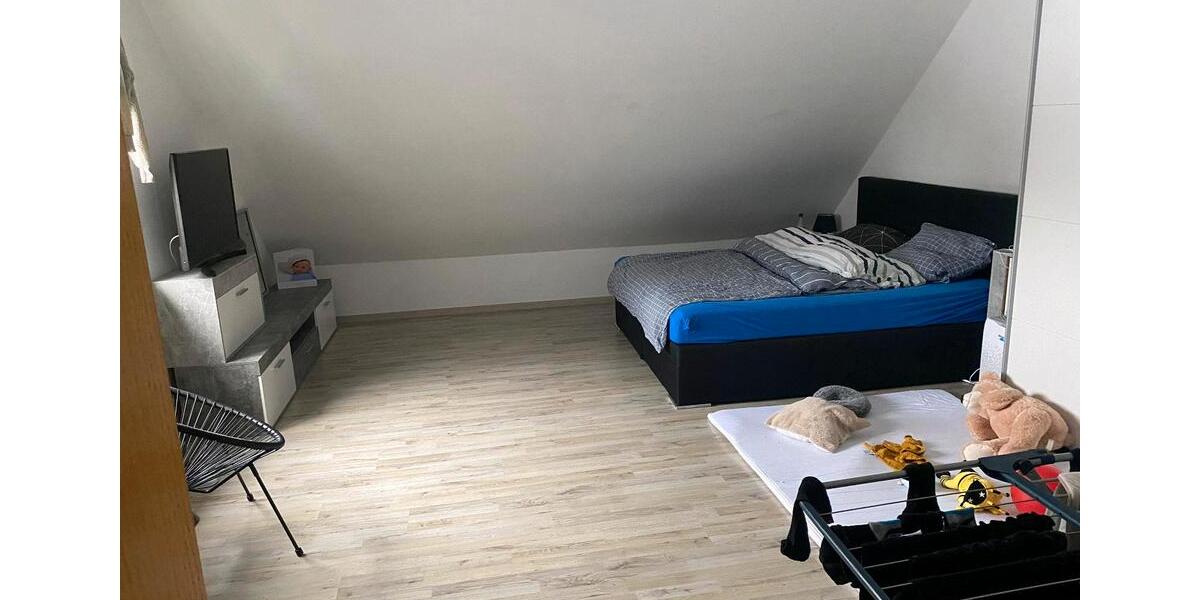 Dachgeschoßwohnung Ennigerloh - 3 Zimmer, 89 m&sup2;, 730&euro; | Angebot:25500899