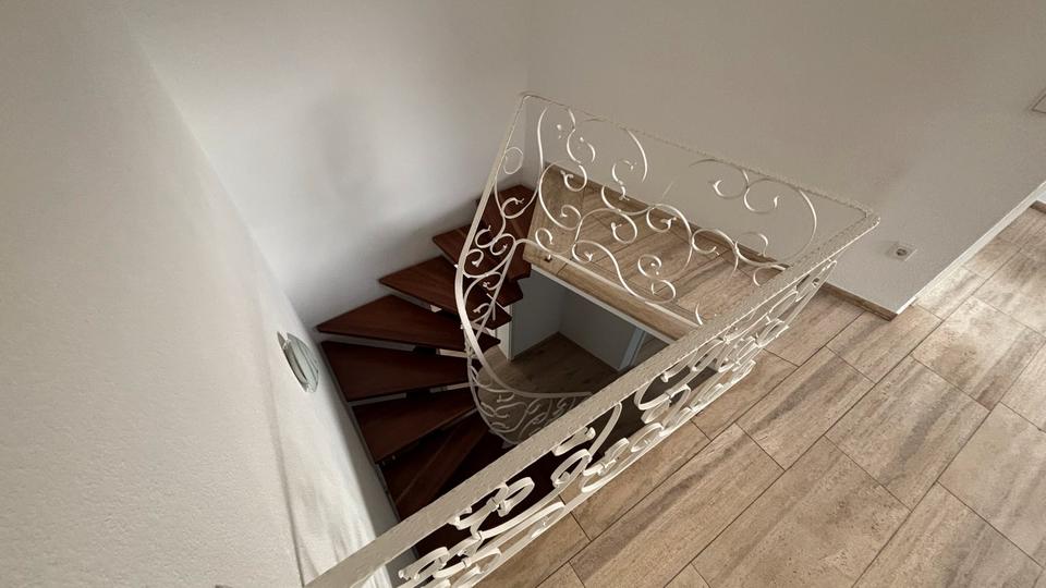 Maisonettenwohnung Warstein - 5 Zimmer, 145 m&sup2;, 1.100&euro; | Angebot:26700880