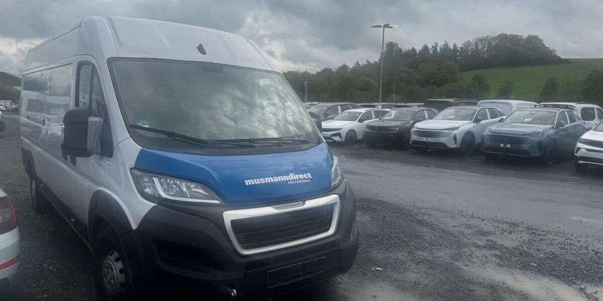 Peugeot Boxer 158.000 km 7.599 &euro; Paderborn 33100