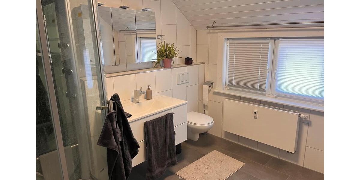 Dachgeschoßwohnung Warstein - 3.5 Zimmer, 82 m&sup2;, 840&euro; | Angebot:25723706