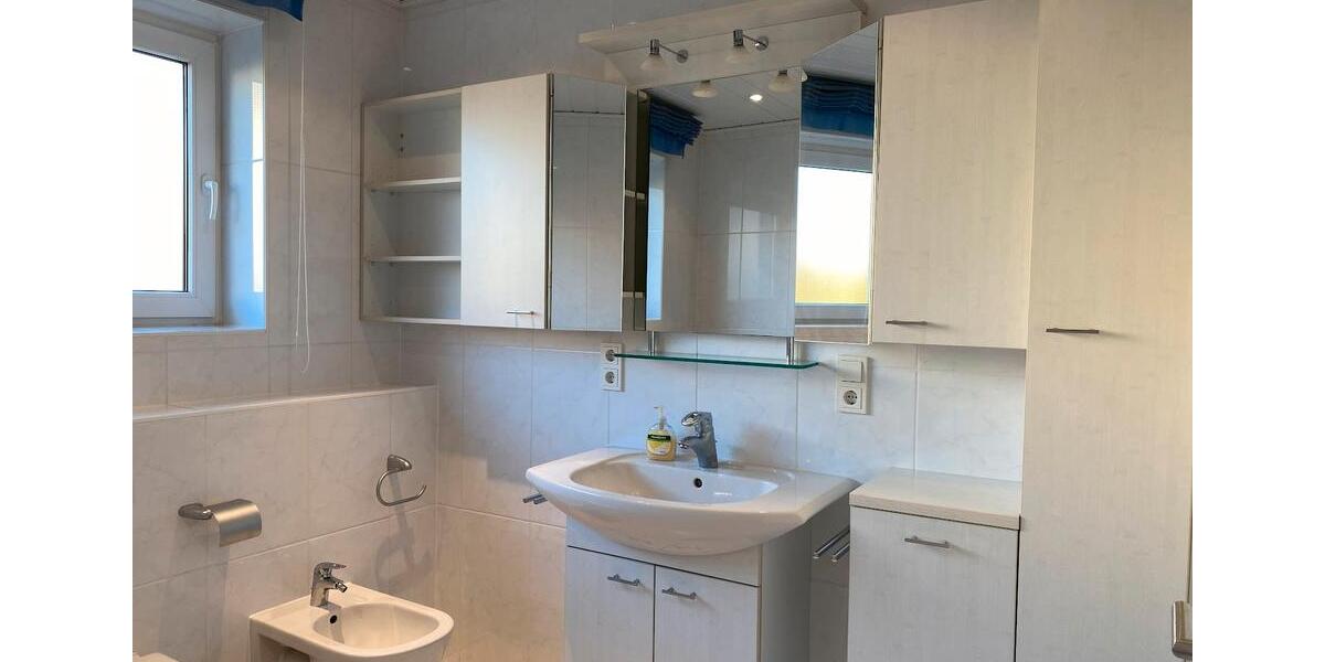 Einfamilienhaus Paderborn Elsen - 6 Zimmer, 250 m&sup2;, 2.000&euro; | Angebot:24515527