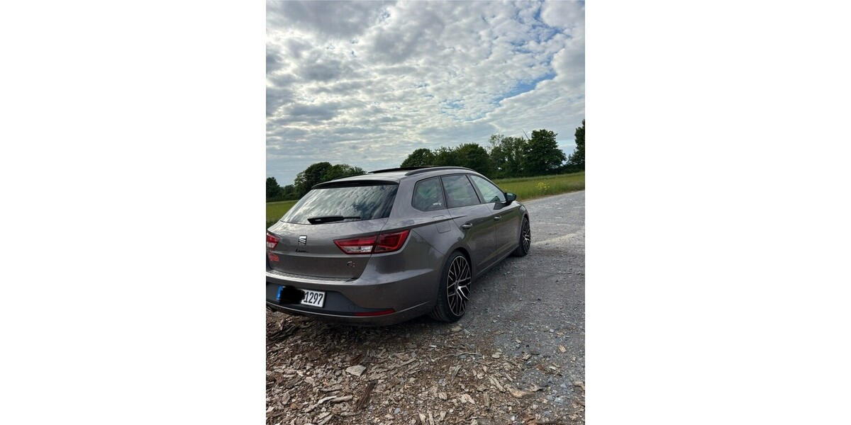 Seat leon FR 199.800 km 9.500 &euro; Hövelhof 33161