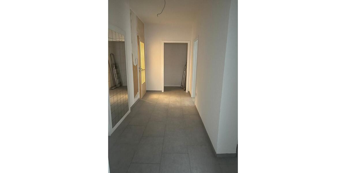 Erdgeschoßwohnung Paderborn - 3 Zimmer, 86 m&sup2;, 830&euro; | Angebot:26546072