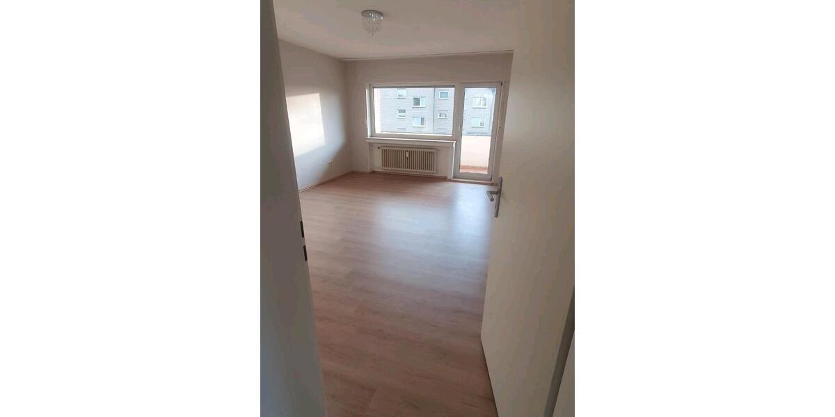 Etagenwohnung Gütersloh Kattenstroth - 3 Zimmer, 81 m&sup2;, 690&euro; | Angebot:25943426
