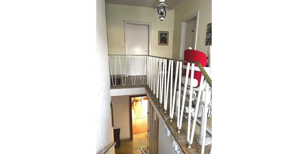 Einfamilienhaus Erwitte - 7 Zimmer, 170 m&sup2;, 290.000&euro; | Angebot:25769960