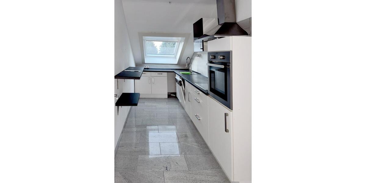 Dachgeschoßwohnung Warstein - 3 Zimmer, 100 m&sup2;, 695&euro; | Angebot:26664057