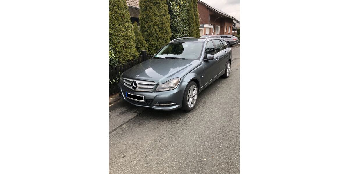Mercedes-Benz C 180 283.000 km 3.900 &euro; Brenken 33142