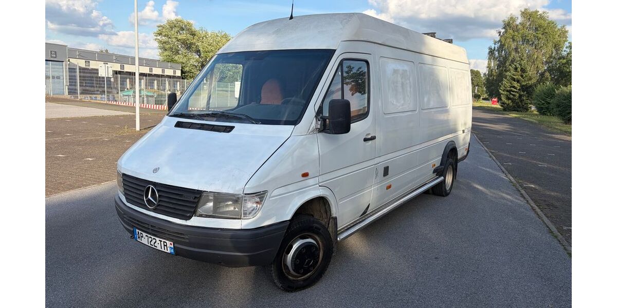 Mercedes-Benz Sprinter 235.000 km 6.500 &euro; Oelde 59302