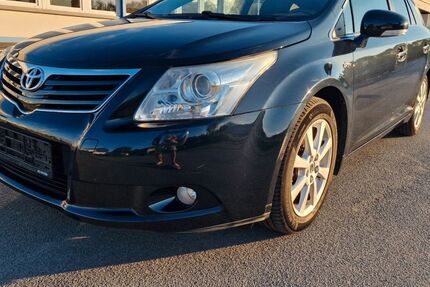 Toyota Avensis 146.182 km 6.990 &euro; Soest 59494