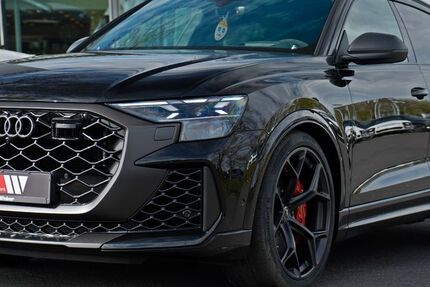 Audi RSQ8 2.000 km 178.900 &euro; Neubeckum 59269