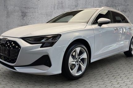 Audi A3 9.900 km 29.900 &euro; Paderborn 33100