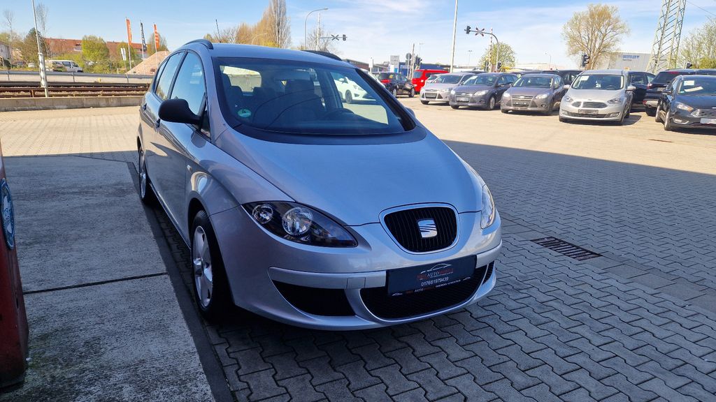 Seat Altea 182.000 km 3.399 &euro; Paderborn 33104