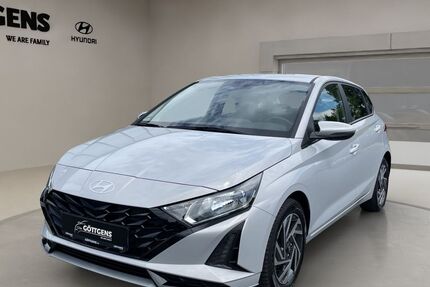 Hyundai i20 21.560 km 17.390 &euro; Soest 59494