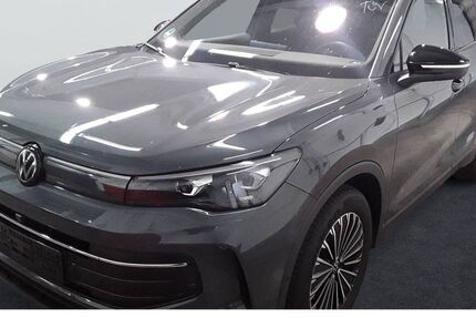 VW Tiguan 26.153 km 32.890 &euro; Verl 33415