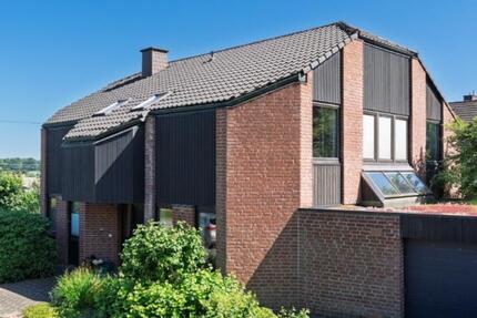 Haus Gütersloh Avenwedde - 6 Zimmer, 155 m&sup2;, 2.150&euro; | Angebot:25364007