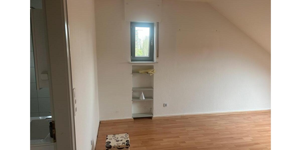 Dachgeschoßwohnung Beckum - 1 Zimmer, 30 m&sup2;, 595&euro; | Angebot:25931852