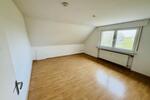 Dachgeschoßwohnung Bad Sassendorf - 4 Zimmer, 79 m&sup2;, 450&euro; | Angebot:26606251