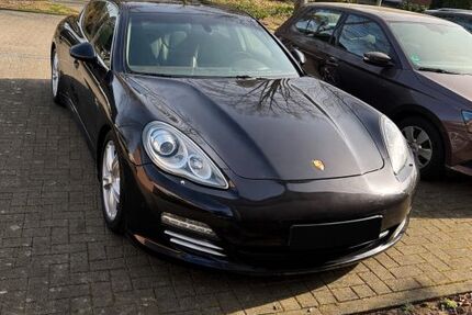 Porsche Panamera 159.000 km 22.400 &euro; Verl 33415