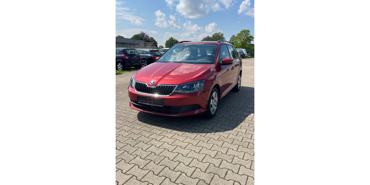 Skoda Fabia 93.824 km 9.000 &euro; Paderborn 33106