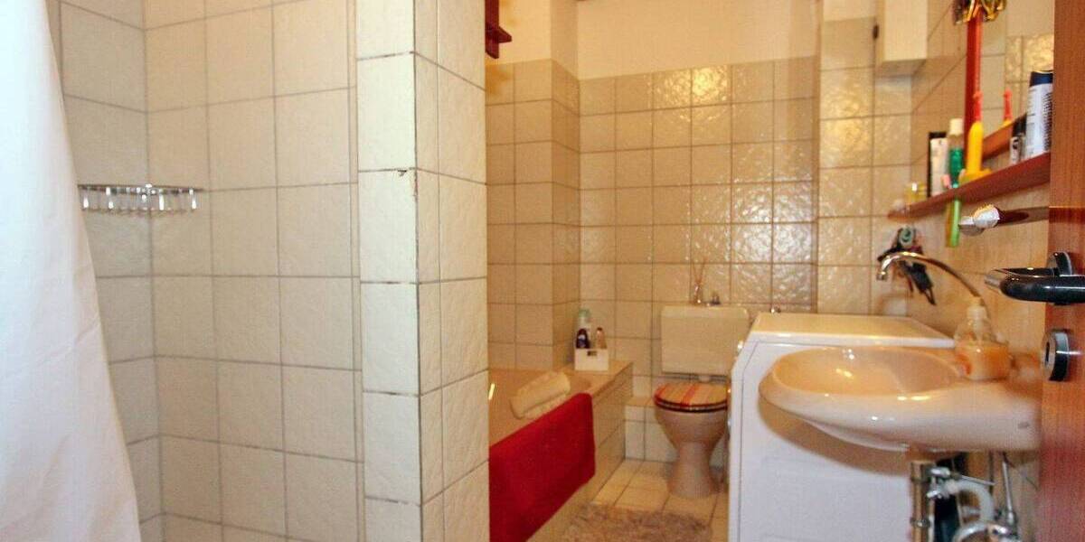 Etagenwohnung Büren - 2 Zimmer, 63 m&sup2;, 380&euro; | Angebot:26881842