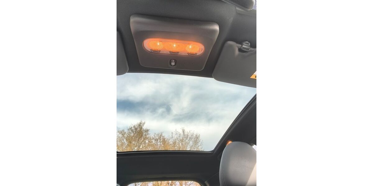 Nissan Qashqai 76.000 km 18.000 &euro; Paderborn 33104