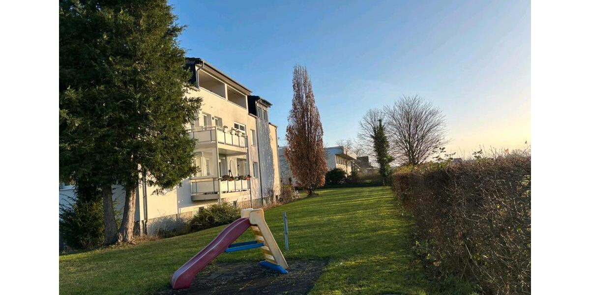 Etagenwohnung Lippstadt Overhagen - 3 Zimmer, 100 m&sup2;, 1.000&euro; | Angebot:26022987