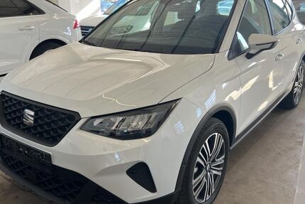 Seat Arona 1.200 km 19.249 &euro; Bad Wünnenberg 33181